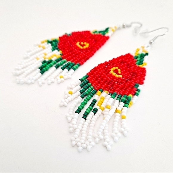 💖 2/$30 Seed Bead long tassel boho white red floral rose drop earrings Festival - Picture 16 of 17